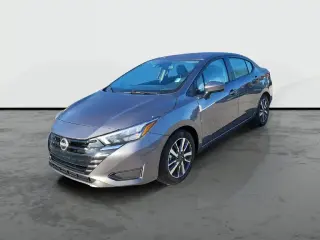Nissan Versa 2025 SV Sedán de 4 puertas