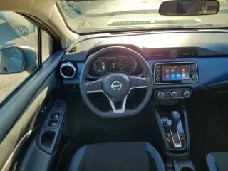 Nissan Versa 2025 SV Sedán de 4 puertas
