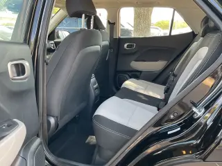 Hyundai VENUE 2025 SEL 4dr Crossover