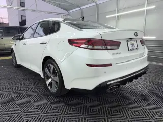 2020 Kia Optima