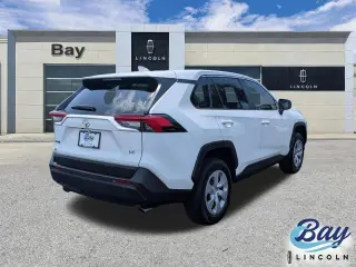 Toyota RAV4 2024 LE 4x4 SUV