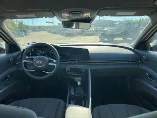 Hyundai ELANTRA Híbrido 2024 Azul Sedán 4 puertas
