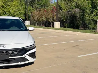 Hyundai ELANTRA Híbrido 2024 Azul Sedán 4 puertas