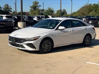 Hyundai ELANTRA Híbrido 2024 Azul Sedán 4 puertas