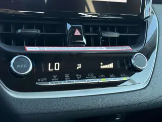 Toyota Corolla 2025 LE Sedán 4 puertas