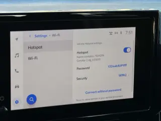 Toyota Corolla 2025 LE Sedán 4 puertas