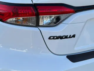 Toyota Corolla 2025 LE Sedán 4 puertas