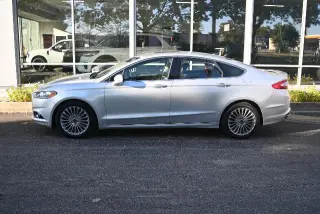 Ford Fusion 2014 con transmisión automática integral Titanium 4 puertas Sedán