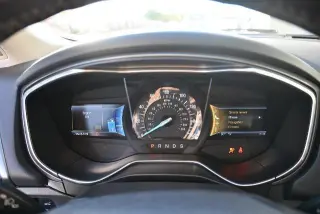 Ford Fusion 2014 con transmisión automática integral Titanium 4 puertas Sedán
