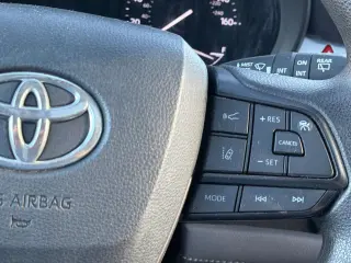 Toyota Sienna 2024 AWD LE 8-Pasajeros 4dr Mini-Van
