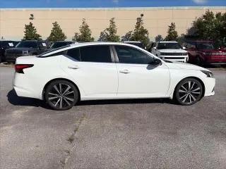 Nissan Altima 2021 2.5 SR 4dr Sedán