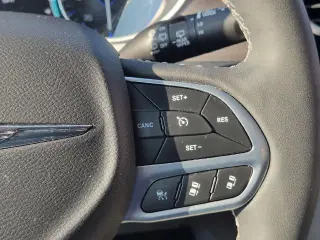 Chrysler Pacifica 2024 Touring L 4dr Mini-Van