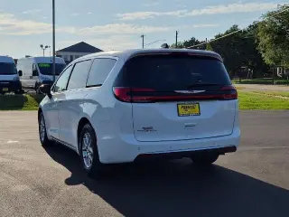 Chrysler Pacifica 2024 Touring L 4dr Mini-Van