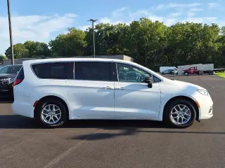 Chrysler Pacifica 2024 Touring L 4dr Mini-Van