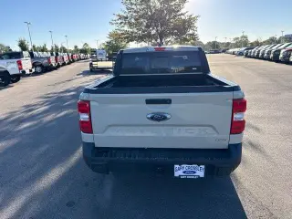 Ford Maverick 2024 AWD Lariat 4dr Supercrew 4.5 ft. SB