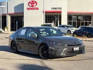 Toyota Camry 2026 SE 4dr Sedán