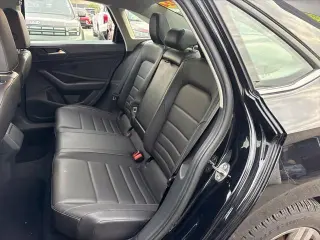 Volkswagen Jetta 2024 SE 4dr Sedán