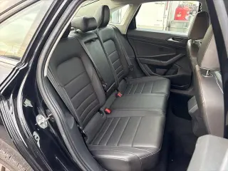 Volkswagen Jetta 2024 SE 4dr Sedán