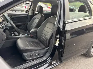 Volkswagen Jetta 2024 SE 4dr Sedán