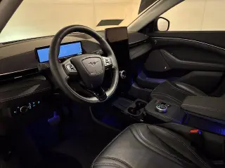 Ford Mustang Mach-E 2023 Premium 4dr SUV