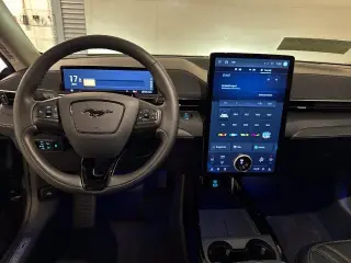 Ford Mustang Mach-E 2023 Premium 4dr SUV