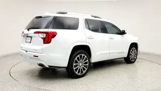 GMC Acadia 2023 4x4 Denali 4dr SUV