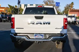 Ram 1500 2026 4x4 Big Horn 4dr Crew Cab 5.6 ft. SB Pickup