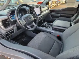 Ford F-150 Lightning 2023 AWD XLT 4dr SuperCrew 5.5 ft. SB