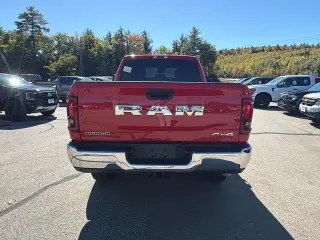 Ram 2500 2026 4x4 Big Horn Cabina Crew 4 puertas 6.3 ft. LB Pickup