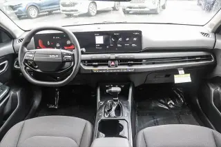 Kia K4 2025 LXS 4dr Sedán