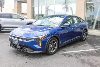 Kia K4 2025 LXS 4dr Sedán