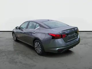 Nissan Altima 2025 2.5 SV 4dr Sedán