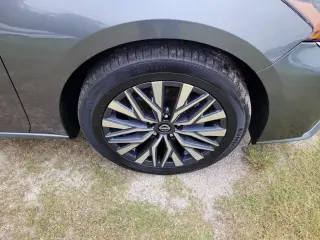 Nissan Altima 2025 2.5 SV 4dr Sedán