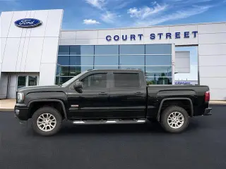GMC Sierra 1500 2017 4x4 SLT 4dr Crew Cab 5.8 ft. SB