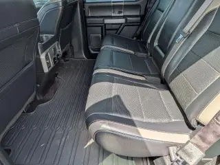 Ford F-150 2017 4x4 Raptor 4dr SuperCrew 5.5 ft. SB