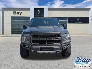 Ford F-150 2017 4x4 Raptor 4dr SuperCrew 5.5 ft. SB