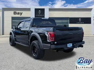 Ford F-150 2017 4x4 Raptor 4dr SuperCrew 5.5 ft. SB