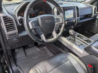 Ford F-150 2017 4x4 Raptor 4dr SuperCrew 5.5 ft. SB