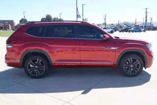 Volkswagen Atlas 2021 AWD V6 SE R-Line 4Motion 4dr SUV con Tecnología (lanzamiento a mitad de año)