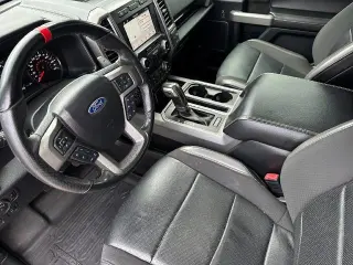 Ford F-150 2019 4x4 Raptor 4dr SuperCrew 5.5 ft. SB