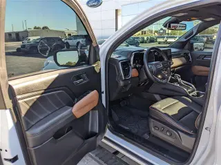 GMC Canyon 2023 4x4 AT4 4dr Cabina Crew 5 ft. SB
