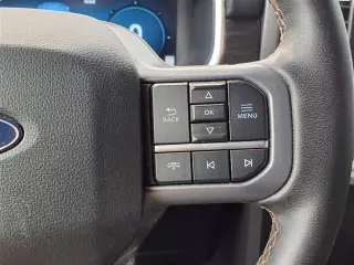 Ford F-150 2025 4x4 Lariat 4dr SuperCrew 5.5 ft. SB