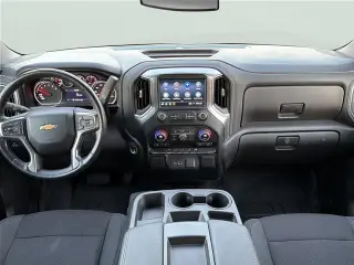 Chevrolet Silverado 1500 Limited 2022 4x4 LT 4dr Crew Cab 5.8 ft. SB con 1LT