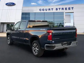 Chevrolet Silverado 1500 Limited 2022 4x4 LT 4dr Crew Cab 5.8 ft. SB con 1LT