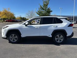 2025 Toyota RAV4 Hybrid