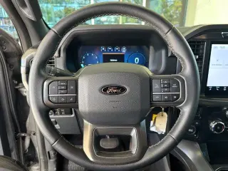 Ford F-150 2024 4x4 XLT 4dr SuperCrew 5.5 ft. SB