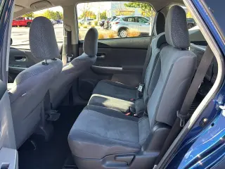 2013 Toyota Prius v
