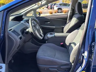 2013 Toyota Prius v
