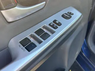 2013 Toyota Prius v