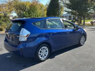 2013 Toyota Prius v